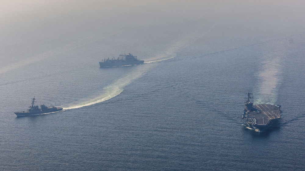 Trump issues Iran with ultimatum as US ramps up military presence